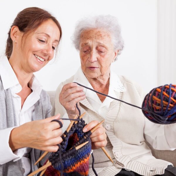 women knitting with her mom